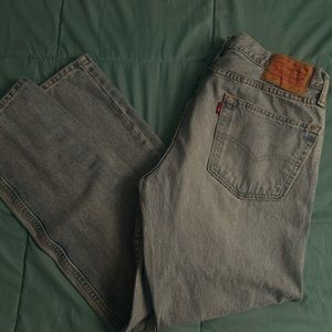 Levi jeans size 32/30